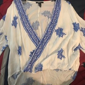 Blue bell sleeve printed top